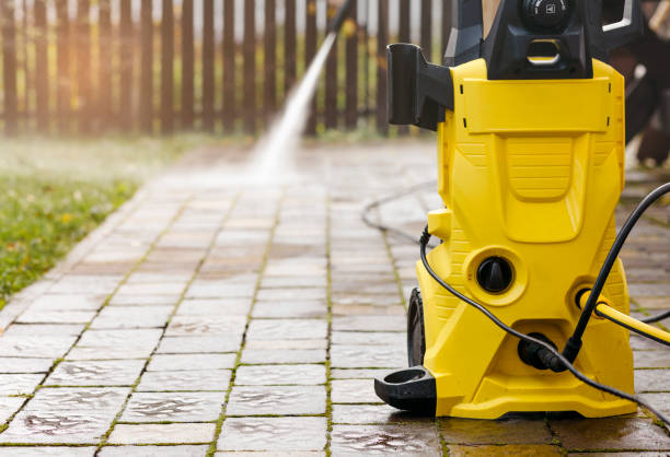 Best Driveway Cleaning and Restoration in Groves, TX